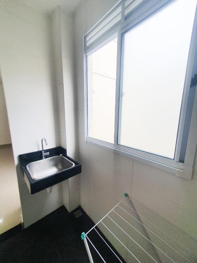 Apartamento Perto Da Praia E Do Aeroporto Lägenhet Lauro de Freitas Exteriör bild