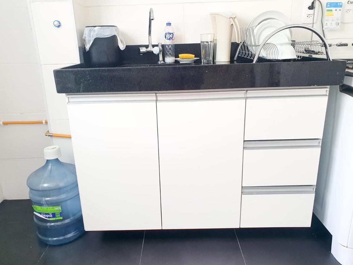 Apartamento Perto Da Praia E Do Aeroporto Lägenhet Lauro de Freitas Exteriör bild