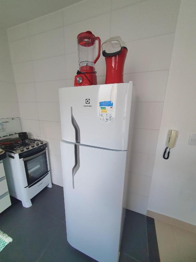 Apartamento Perto Da Praia E Do Aeroporto Lägenhet Lauro de Freitas Exteriör bild